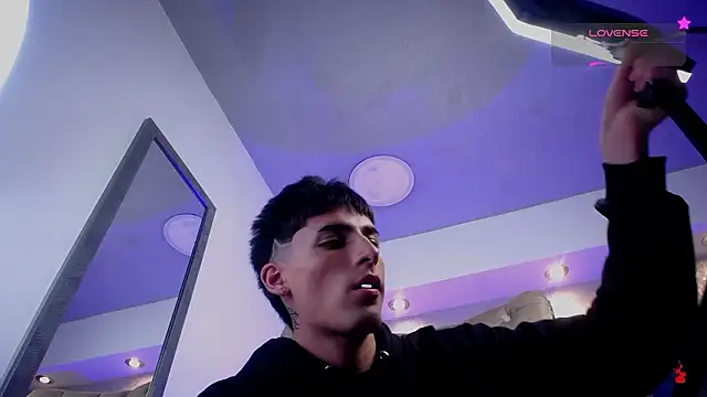 MateoMitchell webcam