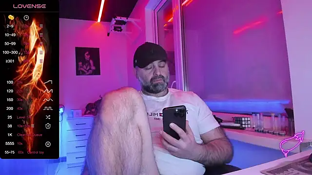 hair-man - HAIR-MAN's free webcam - UK Sex Cams