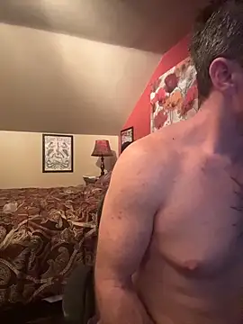 dilfiguess1 - DILFiGuess1's free webcam - UK Sex Cams