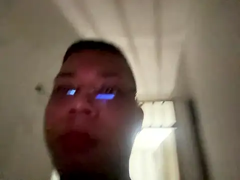 liamcolby_ (M twink) - Show nipples