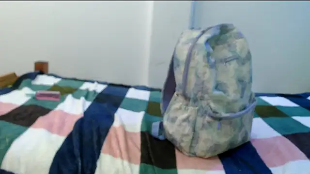 evaleribigtits18 webcam