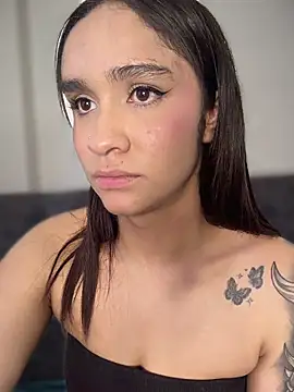 Isabella-Teen webcam