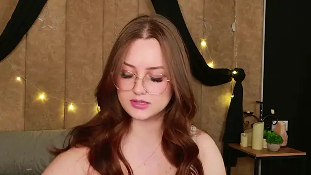 Kendra_Parlow webcam