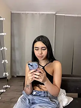 scarlett_pinkk1 webcam