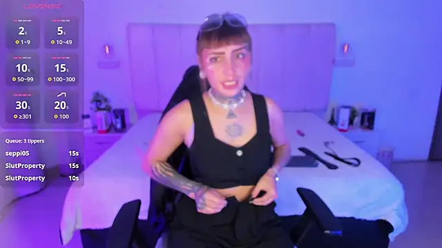 gyal_8_ - Gyal_8_'s free webcam - UK Sex Cams