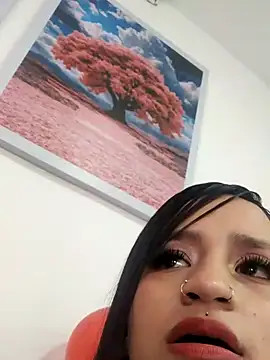 Lauraaa_pink18 webcam