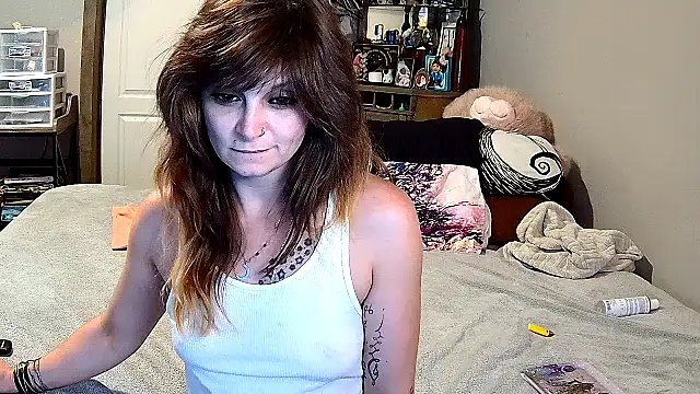 zeelaxoxo (F milf) - Can I lick it to make it better???!!!!