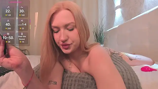 Emma__Leee webcam