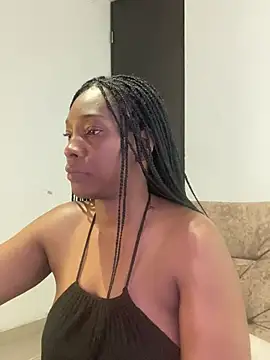 Nahomy_Tunner webcam