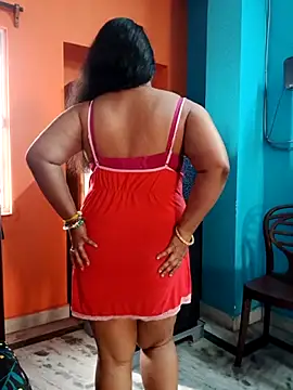 hornyriyanka - Hornyriyanka's free webcam - UK Sex Cams