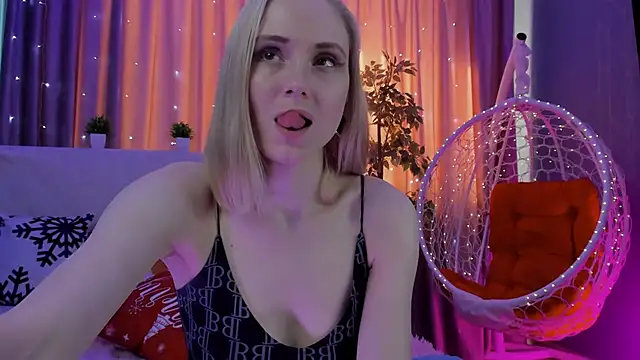 Gina_Gina_love webcam