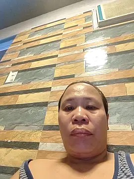 squirtshantal webcam