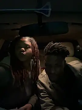 HEARTBREAKBRE webcam