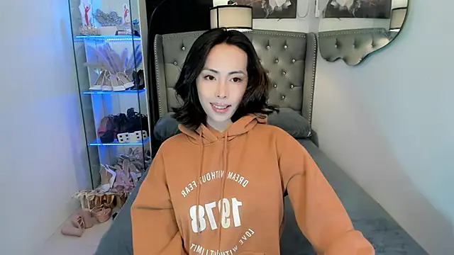 reighnempress webcam