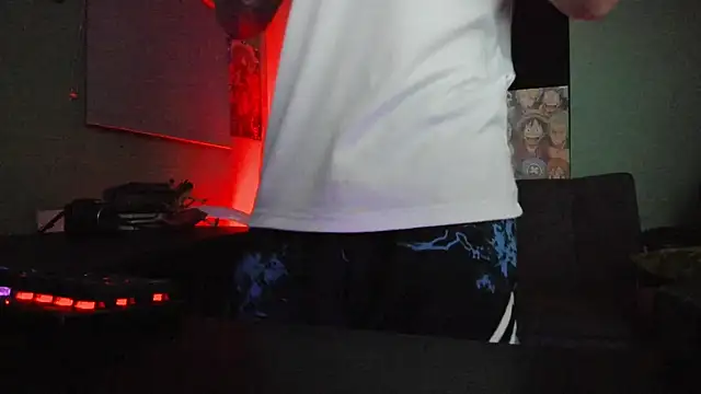 Dominatofstupid webcam