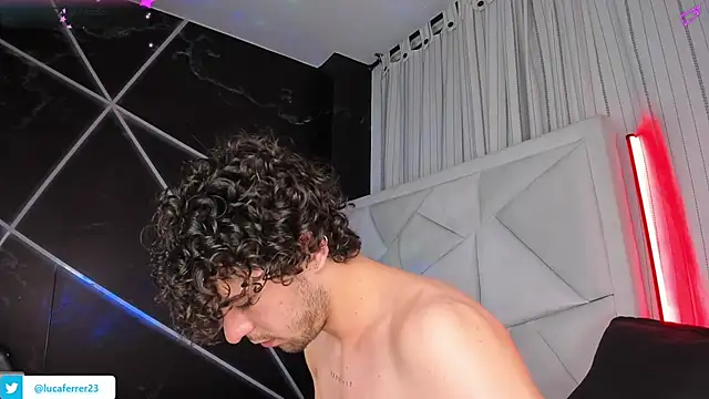 luca_ferrer_ - Luca_ferrer_'s free webcam - UK Sex Cams