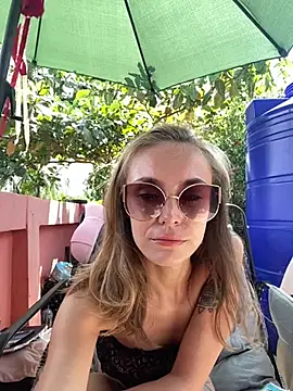 White_mistress webcam