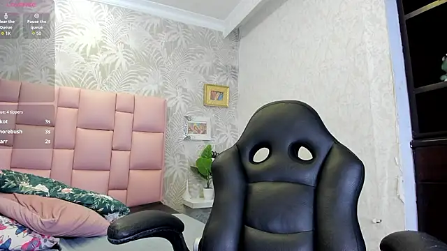 mila_leex - Mila_leex's free webcam - UK Sex Cams