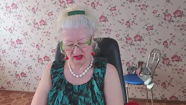 Maya_Mayflower webcam