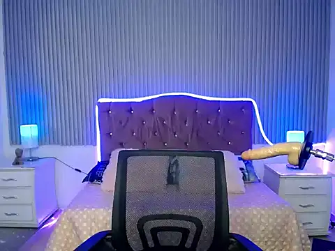 mariana_bigboobs2 webcam