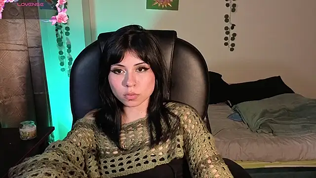 gaiajoness - GaiaJoness's free webcam - UK Sex Cams