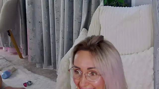 IsabelleEthan webcam