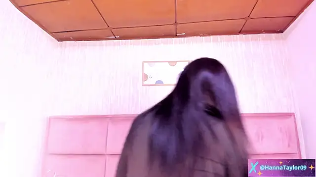 HannaTaylor webcam