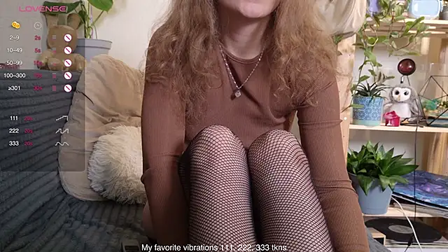 Hot_Thumbelina webcam