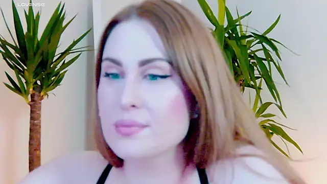 Miss_Magic_Eyes_ webcam