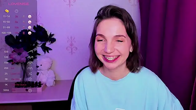 KindHazelHere_ webcam