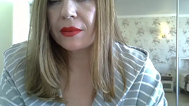 Alexandra-Rosee webcam