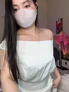 Webcam Model (-LaZy-)  is live.Free join now!