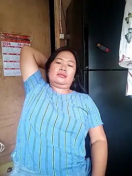 Lovelywoman43 webcam