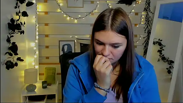 Josephine_Kiss webcam