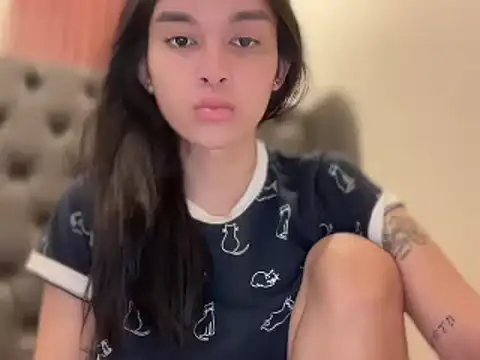 asiansmilexx - Asiansmilexx's free webcam