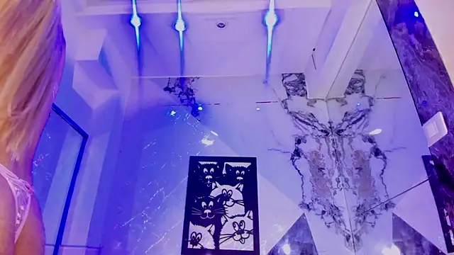 isabella_stanford2 - Isabella_stanford2's free webcam