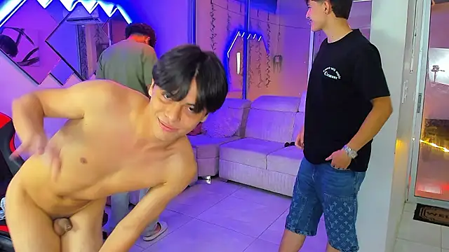 Houseofwarrios webcam