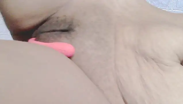 pussymessy_ella webcam