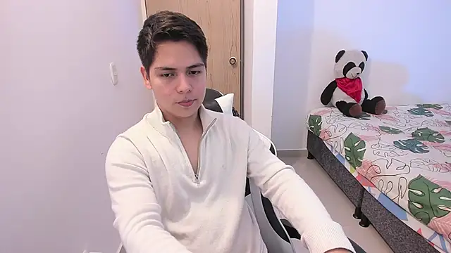 asta_yunoxxx - Asta_YunoXXX's free webcam - UK Sex Cams