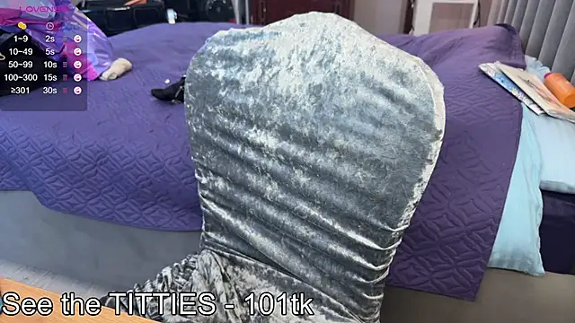 emily_is_here_ webcam