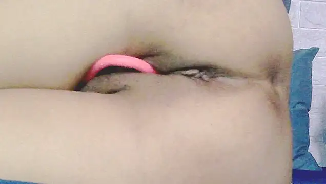 pussymessy_ella webcam