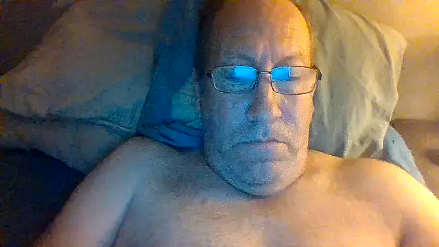 hornyrich69 - Hornyrich69's free webcam
