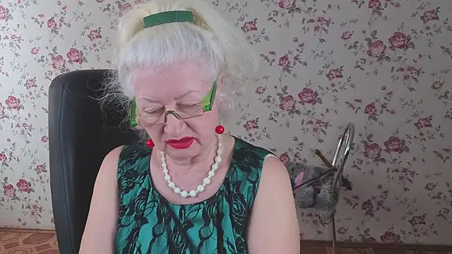 Maya_Mayflower webcam