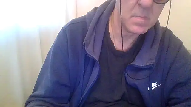 anonimo7735 - ANONIMO7735's free webcam - UK Sex Cams