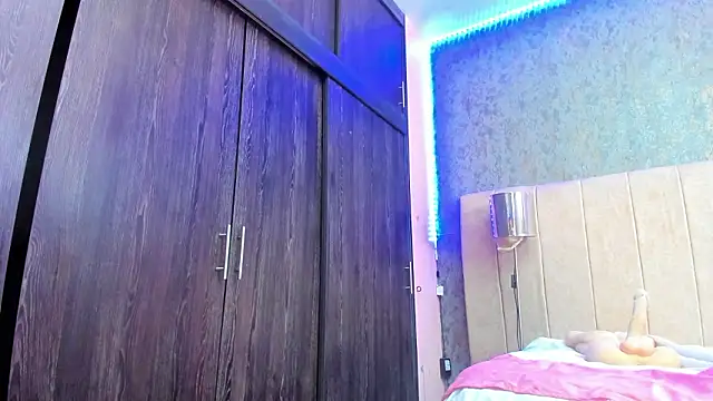 ava-am - Ava-am's free webcam - UK Sex Cams