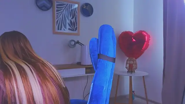 nikapie - Nikapie's free webcam - UK Sex Cams