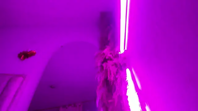 brenda_lot - Brenda_lot's free webcam - UK Sex Cams