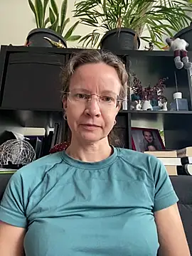 annikarose (F milf) - Orgasmus + last tipper free vid