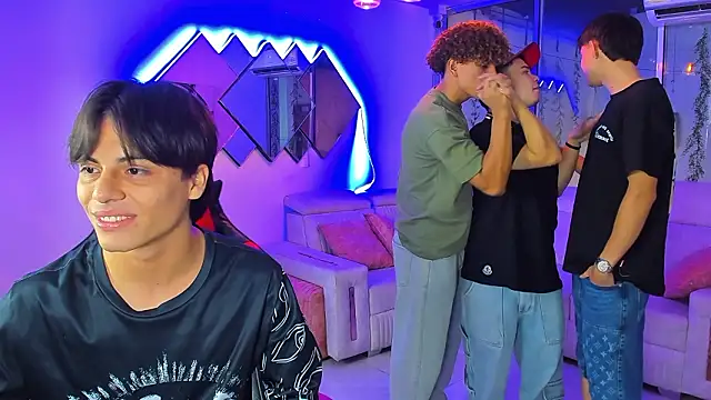 Houseofwarrios webcam