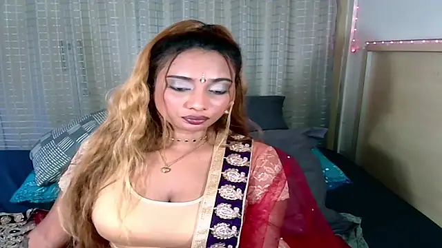 sexyindianchic webcam